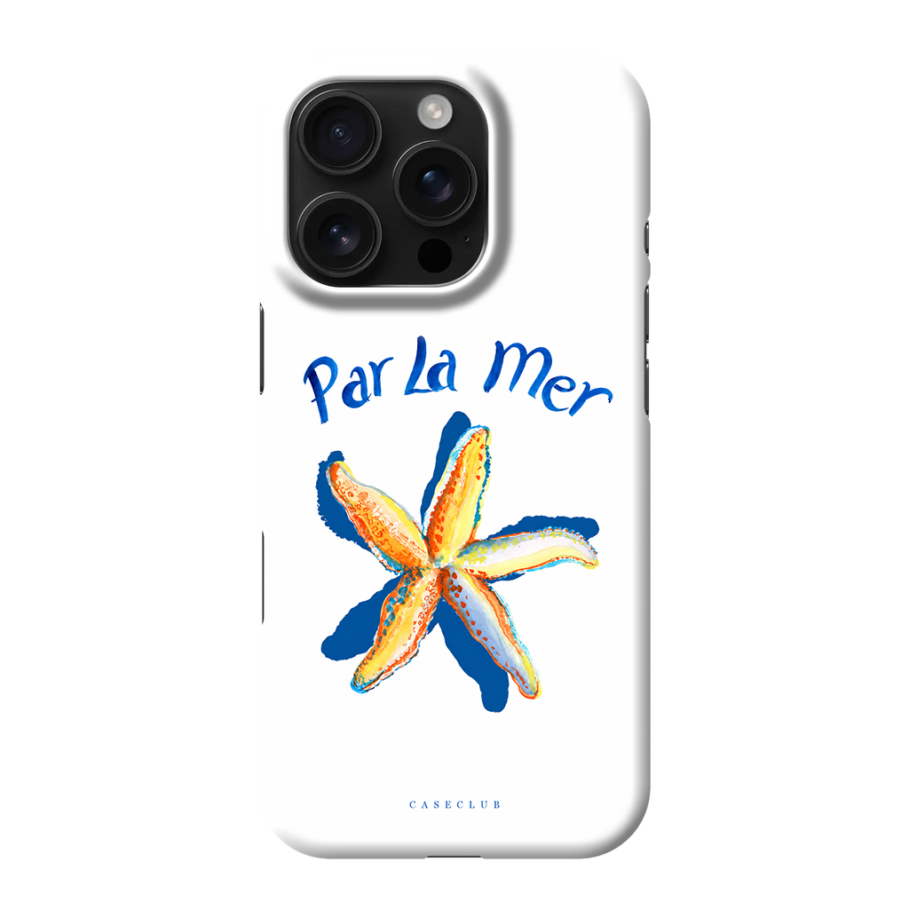 Case Club Par La Mer Hülle — Seestern-Aquarell mit Schriftzug. Motiv mit KI gestaltet.